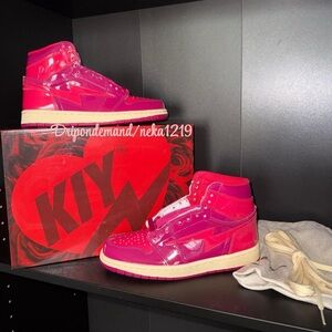 Kiy Studios “MOTHER’S DAY” High Men Size 7